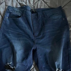 Fashion to figure jeans black distressing